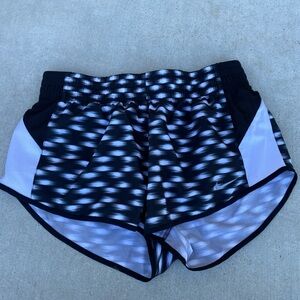 Nike Women's Black and White Patterned Athletic Shorts
